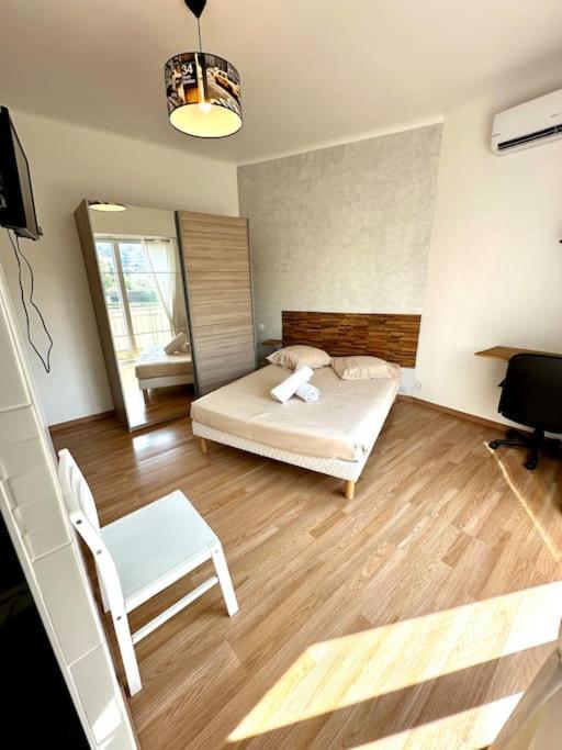 Appartement Avec 4 Chambres Doubles - Proche De La Mer, Des Transports Et De La Promenade Des Anglais Nice Extérieur photo